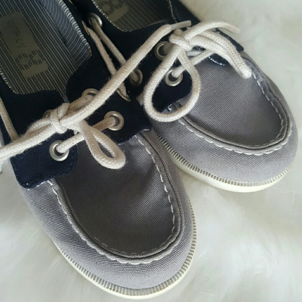Crazy 8 childrens boat loafer shoes blue white 11